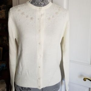 Tres-elle Ivory with Faux Pearl Accents Sweater